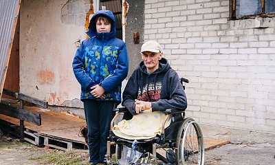 "Nasz Nowy Dom". Niepełnosprawny, samotny ojciec mieszkał w domu bez łazienki. Dom zyskał nowe oblicze