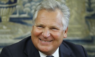 Kwaśniewski z różą w zębach i wykształcenie "a la prezydent". Tego o nim nie wiedzieliście