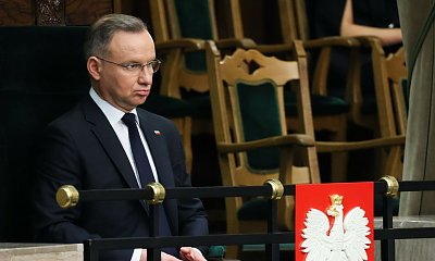 Andrzej Duda przysypiał podczas przemówienia Władysława Tygryska Kosiniaka-Kamysza. Wideo hitem sieci