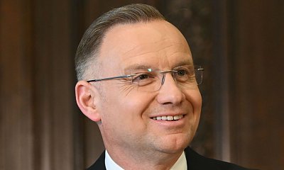 Zdaniem Andrzejka będzie nas stać na własne samoloty. Ciekawe tylko, gdzie je zaparkujemy [memy]