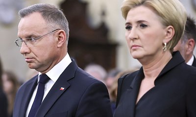 Agata Duda ociepla swój wizerunek i pokazała zdjęcia z dziećmi. Wtopa, to archiwalne fotografie