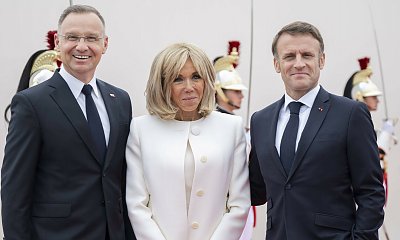 Andrzejek spotkał się z włodarzem Francji. Uśmiech Andrzeja wywołał memy