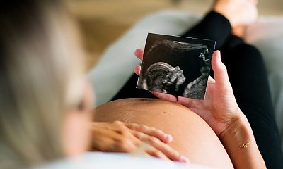 "Jestem w ciąży z niepełnosprawnym mężem. Ludzie nie dają nam spokoju"