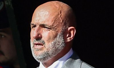 Pięknie ubrany Michał z boiska jest dumny z Polaków. "Rywalizowaliśmy jak równy z równym"