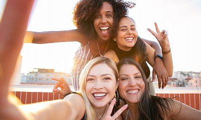 Selfie jak u influencerki – smartfony, które robią najlepsze zdjęcia