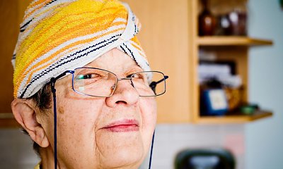 "Teściowa każe mi oddawać pół wypłaty żonie. Mówi, że to zapłata za opiekę nad domem"