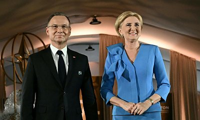 Agata Duda w małej biało-czarnej spotkała się z weteranem w Waszyngtonie. Wyglądała przepięknie