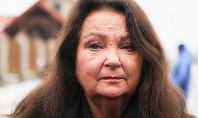 "20 lat nie przespali ani jednej nocy". Anna Dymna buduje azyl dla wycieńczonych rodziców, bo "warto żyć"