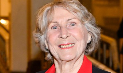 Irena Santor nie narzeka na niską emeryturę. Oszczędzała, więc teraz ma
