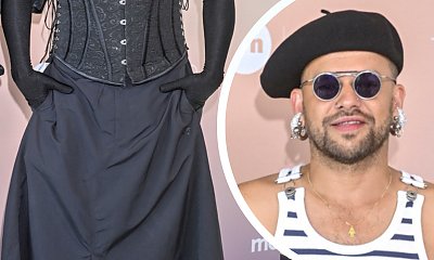 Michał Piróg wyeksponował wdzięki w spódniczce i gorsecie. Ma talię jak marzenie