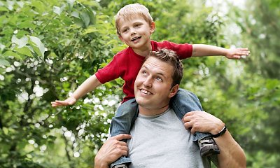 "Tatuś znów zapomniał o synu. A on dalej czeka i wierzy, że go w końcu zobaczy"