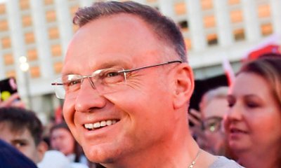 Andrzej razem z Warszawiakami. Zaśpiewał (nie)zakazane piosenki [wideo]