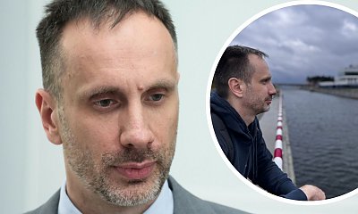 Zamyślony Janusz od Jarka patrzy w siną dal. Sieć zalały memy