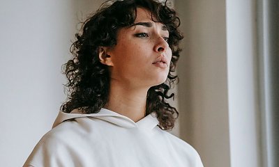 "Jestem samotną matką z wyboru. Mój były wolał flirtować z asystentką, gdy byłam w ciąży"