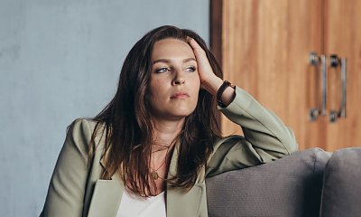 "Moja siostra unika kontaktu z rodziną, która nie żyje w luksusie i nie jeździ na drogie wakacje"