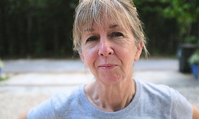 "Synowa spoufala się, jakbyśmy były sobie równe. Od razu po ślubie zaczęła do mnie mówić po imieniu"