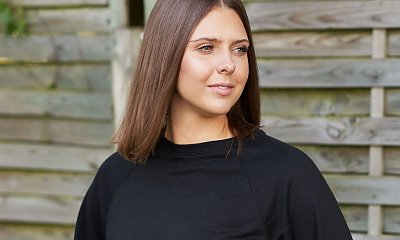 "Teściowa codziennie rozpływa się nad wnusiem. Mnie całkowicie olewa i ignoruje"