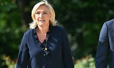 Maryna z Francji odsłoniła zgrabne nogi w kusej kiecce. Świetna figura