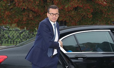 Mateusz wiercił ścianę w lakierkach. Nie chciał gumowców, bo: "Te lakierki może zniszczyć"