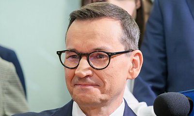 Mateusz spełnia się jako prezenter i influencer. Pokazuje, jak wysłać paczkę dla powodzian [wideo]