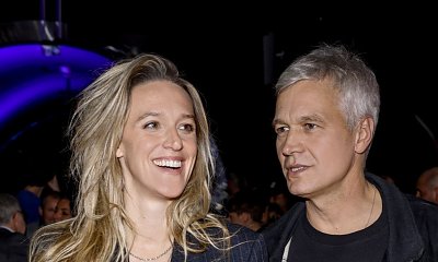 Aleksandra Żebrowska odsłoniła nogi do nieba w kusej mini. A u jej boku mąż na sportowo