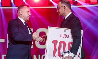 Andrzejek brylował na imprezie PZPN. Jego zachowanie wywołało memy [wideo]