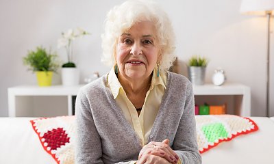 "Moja nastoletnia córka woli spędzać czas u mojej teściowej. A tamta pozwala jej na zbyt wiele"