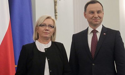 Kontrowersyjna Julia przechodzi na emeryturę. Odprawa i emerytura wyniesie nas krocie