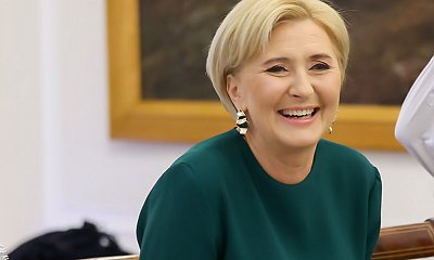 Agata w tej kiecce wygląda jak milion dolarów. Podobną można kupić za mniej niż stówę