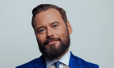 Krzysiek "Zero" zebrał trzy furgonetki podpisów. "Cztery miliony w cztery dni" [wideo]