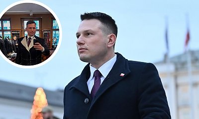 Sławek pręży się dumnie w nowym płaszczu i garniturze. Jednak nie zauważył wstydliwego szczegółu i zaliczył wpadkę [memy]