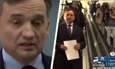 Zbyszek Zero ruszył na spotkanie z policją po ruchomych schodach [wideo]. Analiza jego zachowania: "Trochę się denerwował"