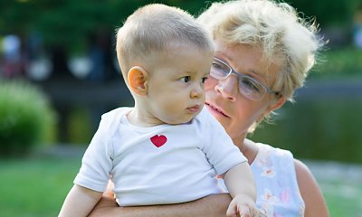 "Moja mama traktuje opiekę nad wnukiem jak etat. Jej słowa mnie zmroziły"
