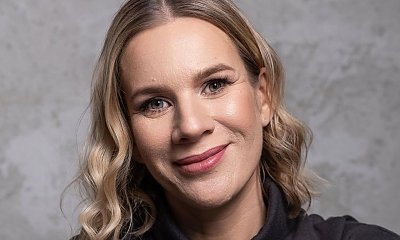 Mało kto wie, przez co przeszła Marta Nawrocka. Pod drzwiami jej teściowej działy się dantejskie sceny