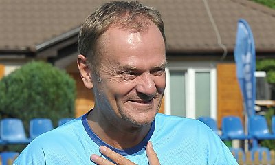Donaldinho poszedł na mecz incognito. Gola nie strzelił, ale założył hitową i drogą czapeczkę [memy]
