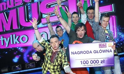 Zespół Enej był zwycięzcą 1. edycji "Must be the music". Tak zmienili się członkowie zespołu [przypominamy stare zdjęcia]