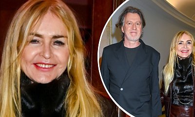 Uchachana Monika Olejnik oblekła nogi ognistymi rajstopami i wyruszyła na spektakl "Anioły w Warszawie"