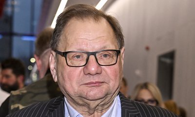 Ryszard Kalisz zamaskował odstający brzuszek. Ten prosty trik sprawił, że 68-latek wyglądał lekko jak piórko [porównujemy]
