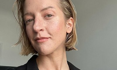 Lara Gessler robi fikołka i wypina tył w koronkach. Widać wszystko jak na dłoni. Fani zgodni: "Porażka"