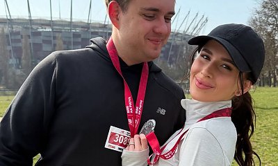 Roksana Węgiel kusi fanów atutami sylwetki w mikroskopijnym stroju. Mało brakowało, a odsłoniłaby zbyt wiele