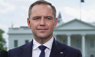 Niesprytny Karol się doigrał. Musi oddać hajs za pobyt seniora w DPS [memy]
