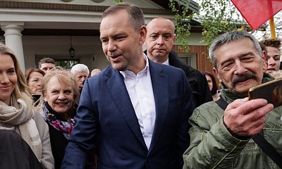 Opiekunka pana Jerzego sypie na Karola, który przejął mieszkanie: "Zupełnie się nim nie interesował, nie opiekował się"