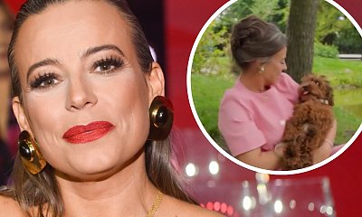 Anna Mucha w różowym kostiumiku jak stateczna ciotka na pikniku. Strój dobry dla modnej 70-latki
