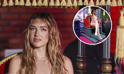 Caroline Derpieński przybyła na imprezę na lektyce, a to dopiero początek jej przedziwnego show