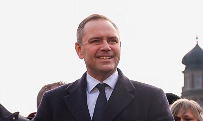 Polacy wybrali Karola jako szefa kraju. Internauci produkują memy na potęgę