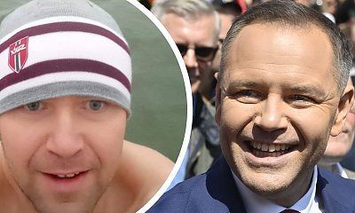 Twardy Karol bez koszulki rozpalił internautów. Sieć zalały memy