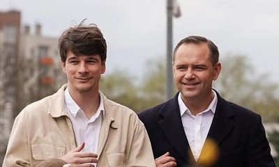 Daniel kapitalnie wykorzystuje nową fuchę tatusia. Zaangażował się w nowy projekt, który ustawi go na lata