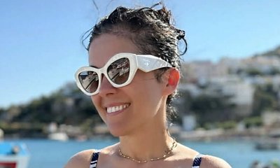 Katarzyna Cichopek w pasiastym opalaczu dokazuje na wczasach. Bogini to mało powiedziane