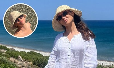 Kinga Rusin przesłała fanom pocztówkę z Rodos. Na zdjęciu stanęła, jak ją Bozia stworzyła