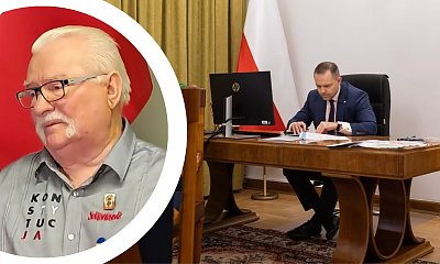 Lech pokazuje zaproszenie i mówi "nie". Nie poda ręki Karolowi: "Gorszące widowisko"